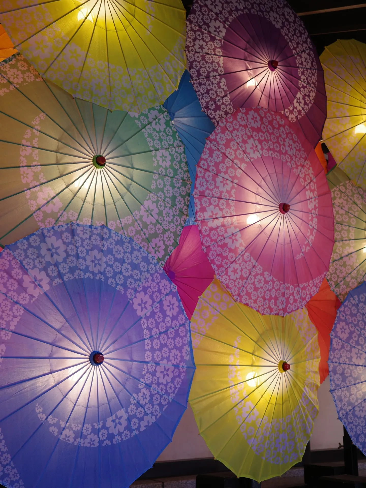 法多山尊永寺　和傘アート