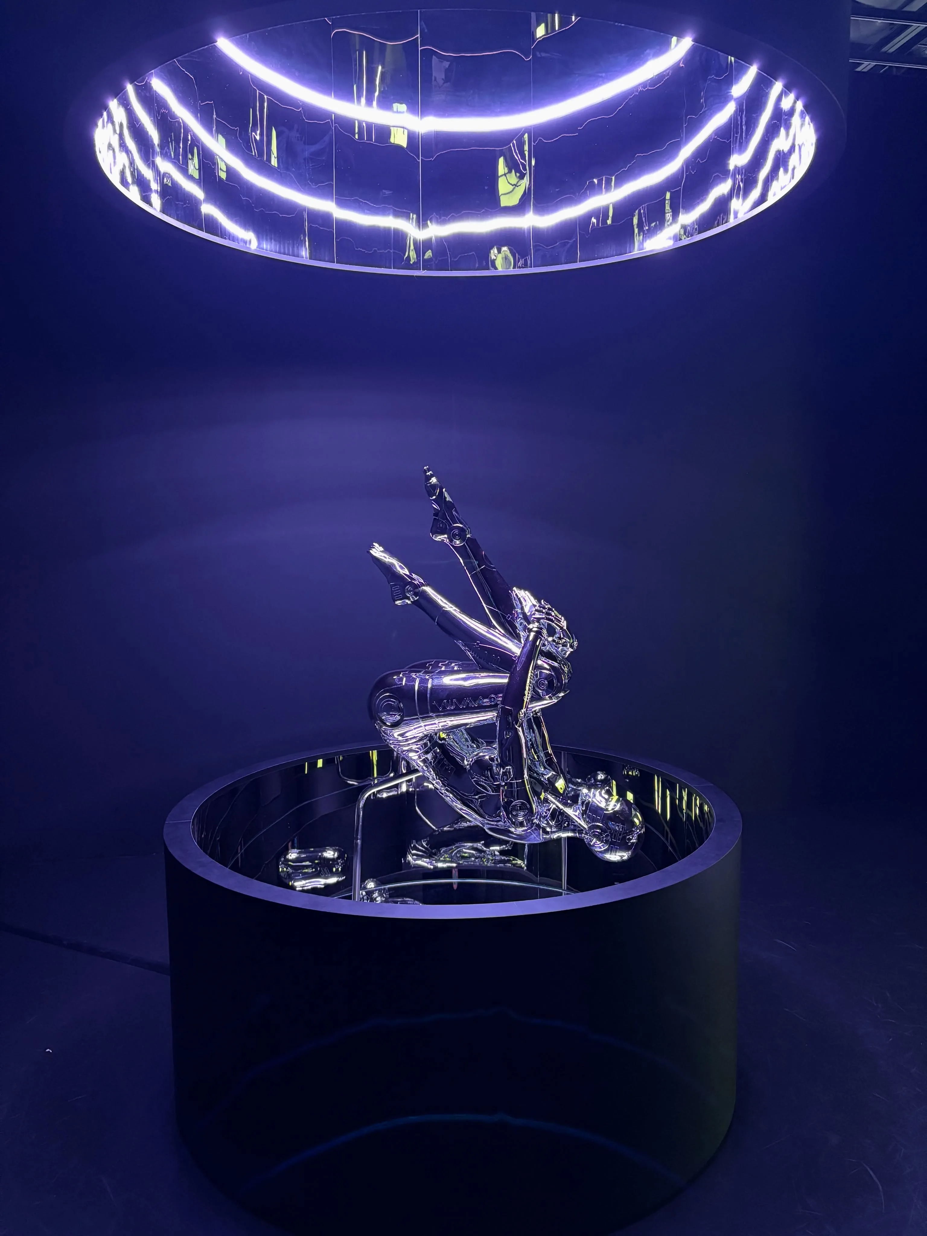 SORAYAMA 光・透明・反射　ーTOKYOー