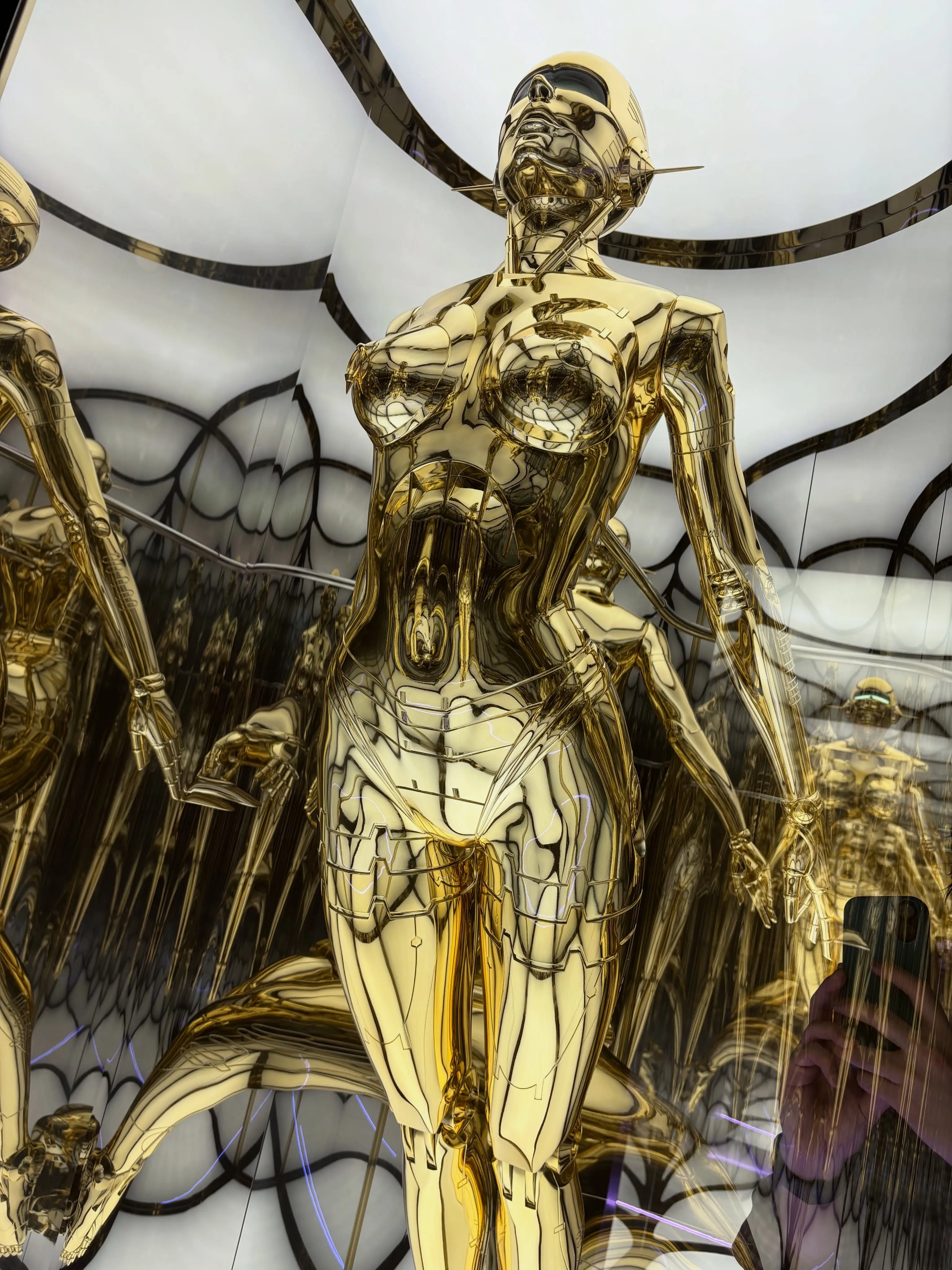SORAYAMA 光・透明・反射　ーTOKYOー